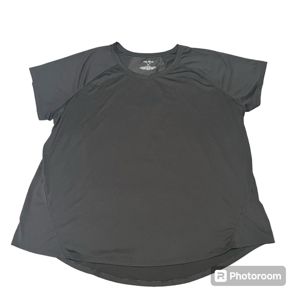 Tek Gear size 2X women’s Dry Tek black top